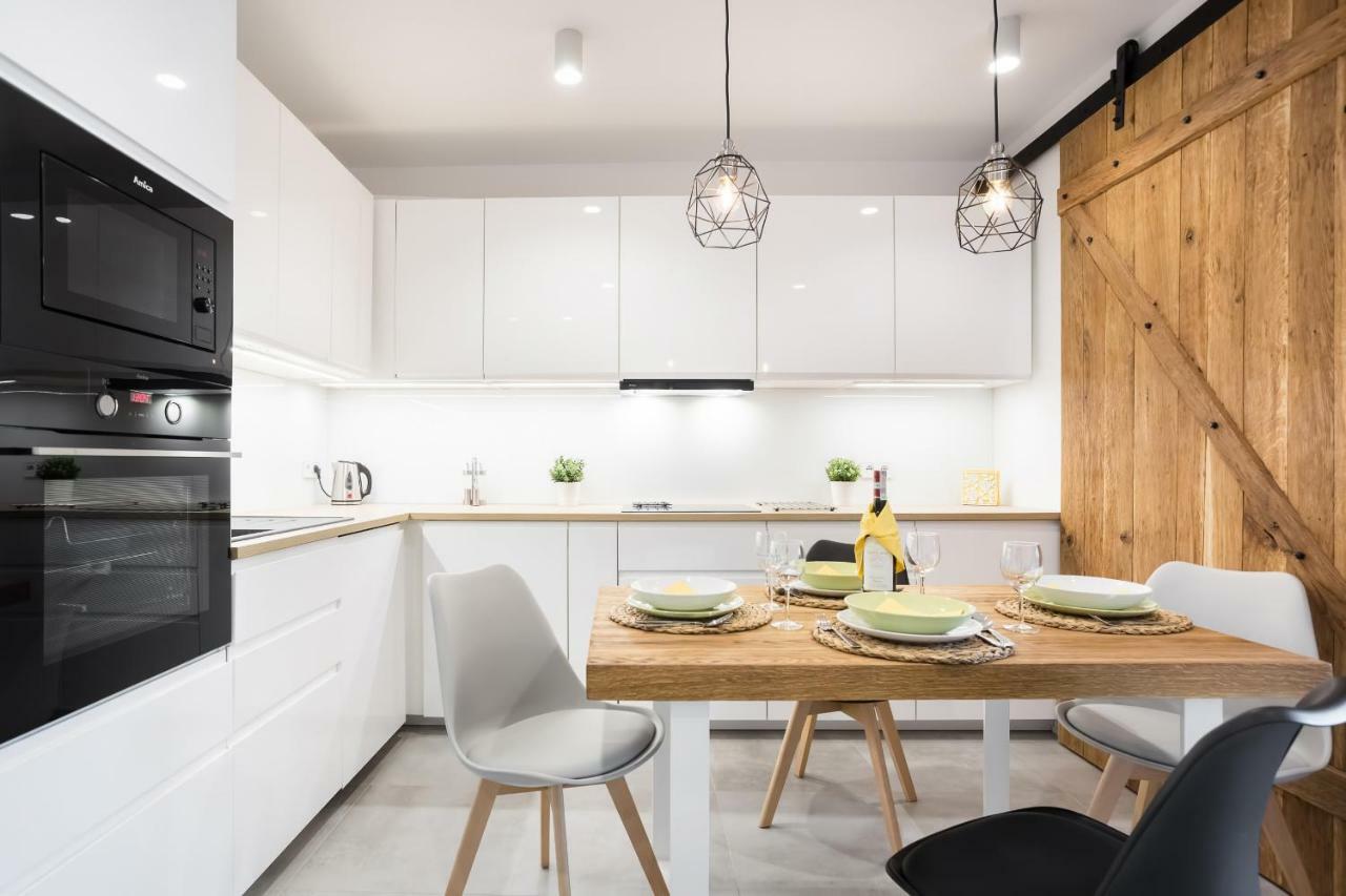 Apartments Poznan Niedzialkowskiego By Noclegi Renters エクステリア 写真